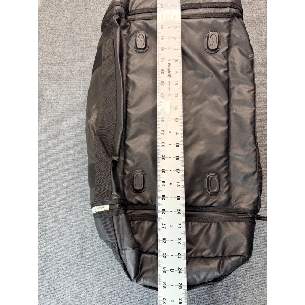Nike‎ Elite Vintage Duffle Bag Black Travel Gym School Messenger Sling Large
